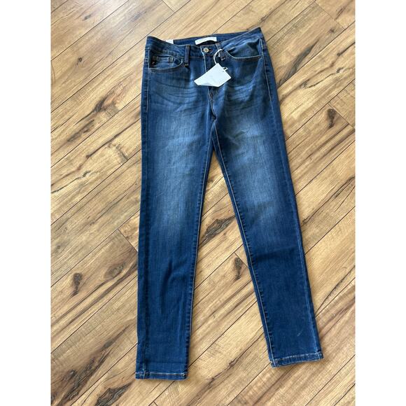 NWT Kancan size 9 or 28 skinny jeans - Picture 1 of 4